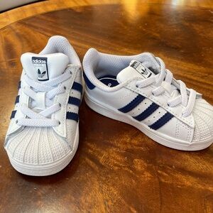 Adidas Toddler Size 5K White & Navy Classic Superstar Shell-Toe Sneakers